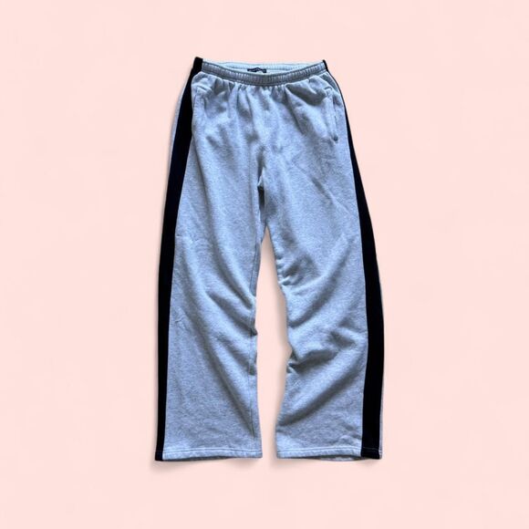 Brandy-melville Grey and Navy sweats - Picture 1 of 2